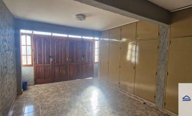 Casa en venta de 4 dormitorios c/ cochera en Maipú