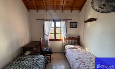 Dúplex en venta de 3 dormitorios c/ cochera en Costa Azul