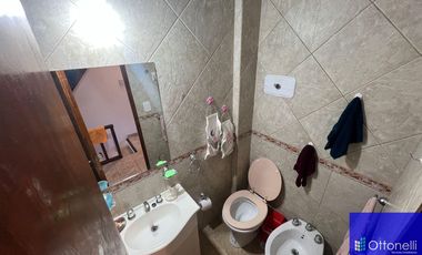 Dúplex en venta de 3 dormitorios c/ cochera en Costa Azul