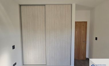 Casa en venta de 3 dormitorios c/ cochera en Russell