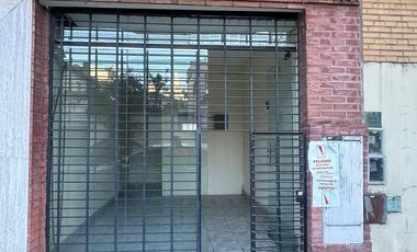 Local comercial en alquiler ubicado en Parque Chacabuco