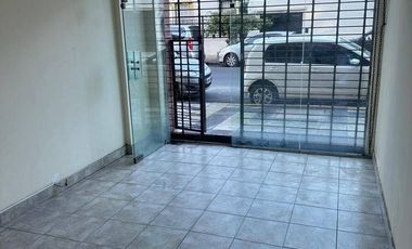 Local comercial en alquiler ubicado en Parque Chacabuco