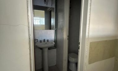 Local comercial en alquiler ubicado en Parque Chacabuco