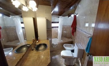 OPORTUNIDAD. BAJO SU VALOR. Chalet venta en Sierra de los Padres. Gas Natural