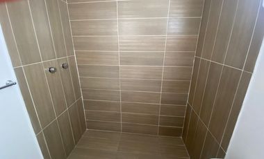 CASA EN RENTA FUENTES DE SATELITE, JARDIN, IMPECABLE.