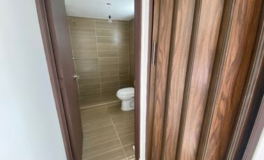 CASA EN RENTA FUENTES DE SATELITE, JARDIN, IMPECABLE.