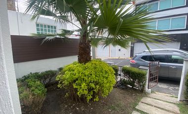 CASA EN RENTA FUENTES DE SATELITE, JARDIN, IMPECABLE.