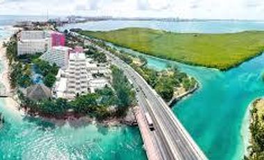 CASA EN VENTA EN PLAYA DEL CARMEN 3 HABITACIONES CON GYM, CASA CLUB ALBERCA, AREA GRILL