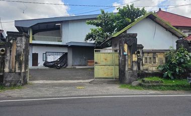 Gudang Seharga Tanah di Jalan Utama Tumbak Bayuh Canggu Bali