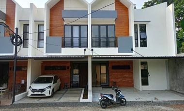 Rumah di Ciater BSD 3 Menit ke Toll Dekat Pasar Modern, Rawabuntu