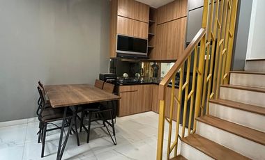 Dijual Rumah Free Lift di Cluster Teras Pejaten Pasar Minggu Jakarta