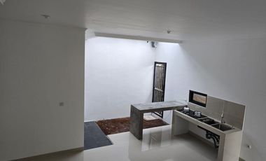 Dijual Rumah Dekat Stasiun Serpong dan Tol Jelupang Serpong, Bintaro