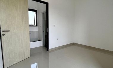 Dijual Rumah Dekat Stasiun Serpong dan Tol Jelupang Serpong, Bintaro