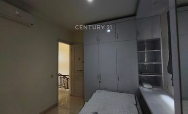 Disewakan Rumah Luas Di Dekat Pintu Tol BSD  9142