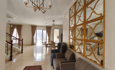 Disewakan Rumah Luas Di Dekat Pintu Tol BSD  9142