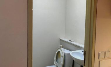 DIJUAL / DISEWAKAN Rumah Furnished Wisata Bukit Mas 3 Lantai