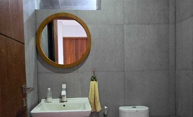 Rumah mewah dekat kampus NW Pagesangan Mataram