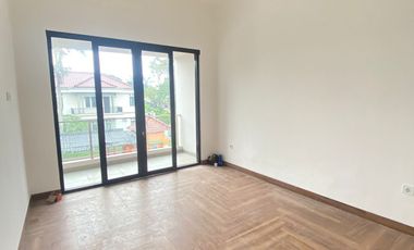 RUMAH 2 LANTAI DI REGENCY MELATI MAS SERPONG .EN344.