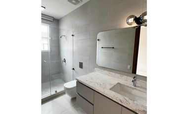 SE ALQUILA CASA SANTA MARIA THE WOODS