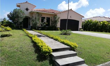 Casa de Playa en venta Retiro en Hacienda Pacífica - San Carlos  (BO)