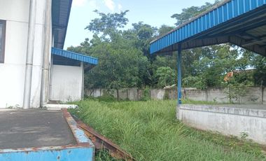 Pabrik Siap Pakai Dibawah Pasaran Dekat Pintu Tol Japek 2 Karawang