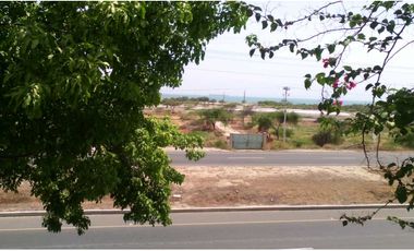 Arriendo venta casa  lote para hostal bodega en Pozos Colorados