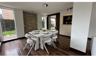 Casa en arriendo Cota Conjunto club House Cota.  Palo de Agua