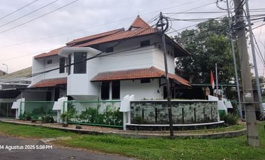 Disewakan Cepat Rumah Hook Minimalis Kertajaya Indah Timur