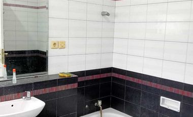 jual rumah di vila cherry 1 blok Q1