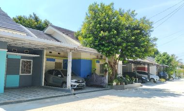 Rumah Cluster 5 menit ke Tol Sadang