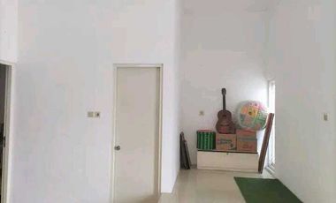 Dijual Rumah Hook Rungkut Barata Surabaya Siap Huni