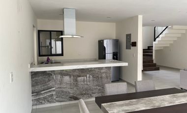 Casa en renta amueblada, cerca de la playa.