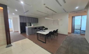 Sewa Kantor 1126 m2 Furnish (Ex Cowoking Space) di Menara Palma