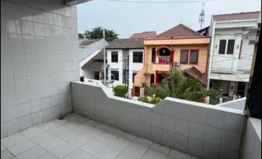 Disewa rumah siap.huni pondok kelapa Jakarta timur