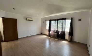 Casa en Renta en Cumbres 3er Sector, a una cuadra de Leones