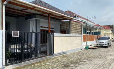 dijual rumah murah baru di genatn sukoahrjo