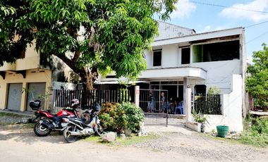 Rumah Nyaman 2 Lt Hook Akses Lebar Solo Kota