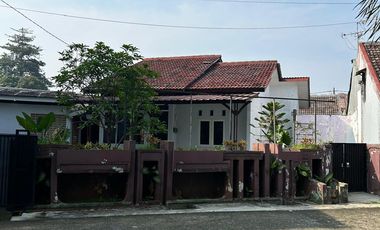 Rumah Siap Huni & Asri di Jaka Mulya – LT 340m², Dekat LRT & Tol