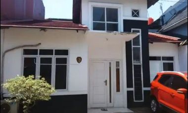 Rumah bagus modern dlm cluster akses 2 mibil du dukuh kramat jati