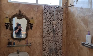 Rumah Klasik Bergaya Midetarian Semi Furnish Manahan Solo