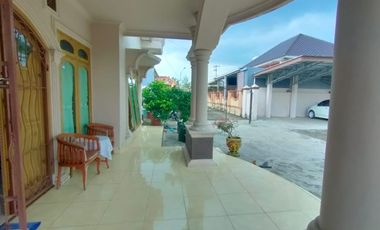 Dijual Murah Rumah dgn Halaman Luas lokasi Pakjo
