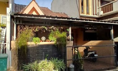 Dijual cepat rumah murah siap huni 1 lt akses 2 mobi Pamulang Tangsel