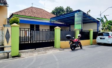 Rumah Nyaman 305m² Malangjiwan Colomadu Kra