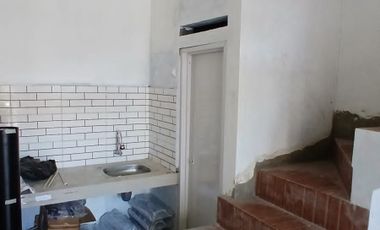 Dijual  Rumah paling murah akses mobil di Comdet Jak Tim