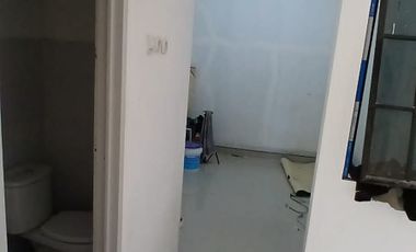 Dijual  Rumah paling murah akses mobil di Comdet Jak Tim