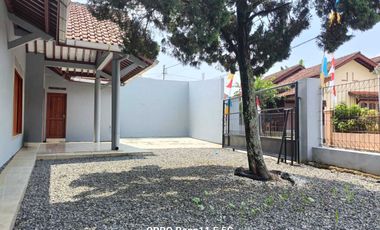 Disewakan Rumah Besar Cocok untuk kantor 2 Menit ke Stasiun Purwokerto