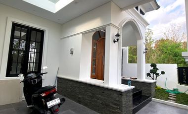 Rumah Baru Siap Huni Lokasi Dekat Kampus UII Ngaglik Sleman