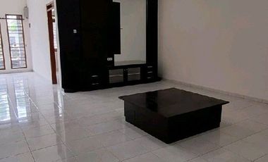 Rumah Minimalis di Taman Holis Indah 2 Ref.04876