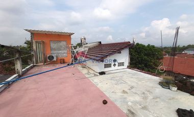 DIJUAL Rumah Bagus Modern & Minimalis Dalam Perumahan di Kota Kediri