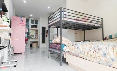 SIAP HUNI ..rumah dijual di Taman Semanan Indah, minimalis